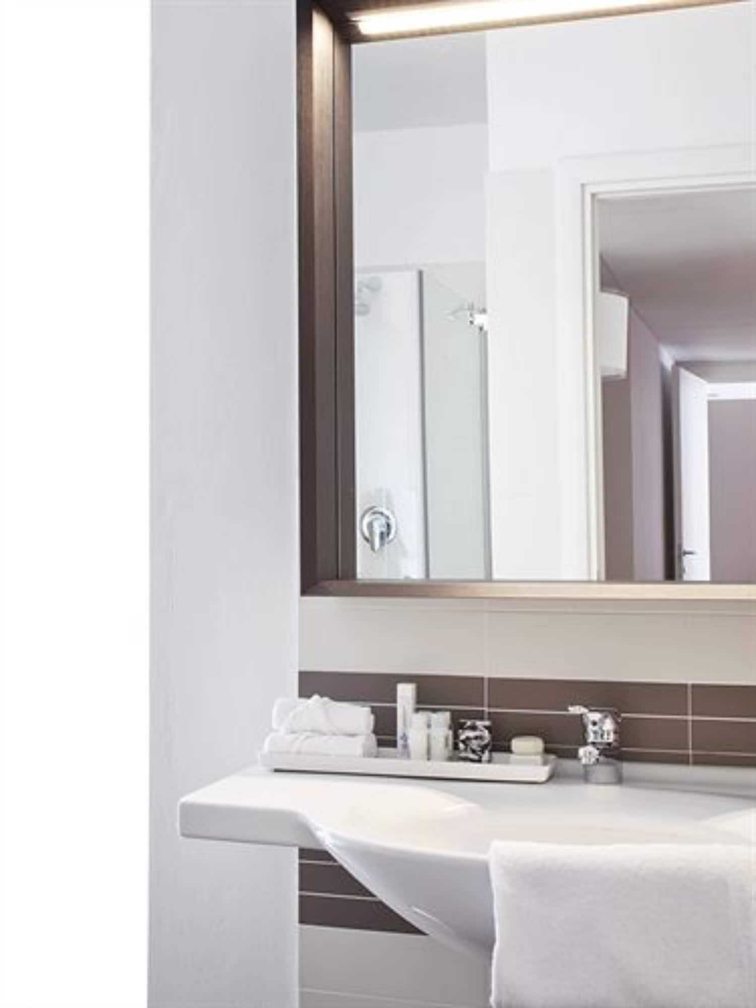 Zambala Luxury Apartments Милан Экстерьер фото