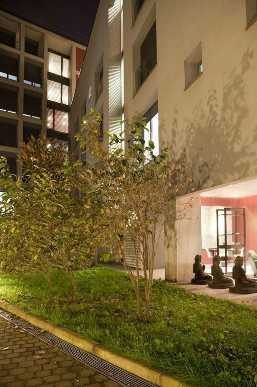 Zambala Luxury Apartments Милан Экстерьер фото